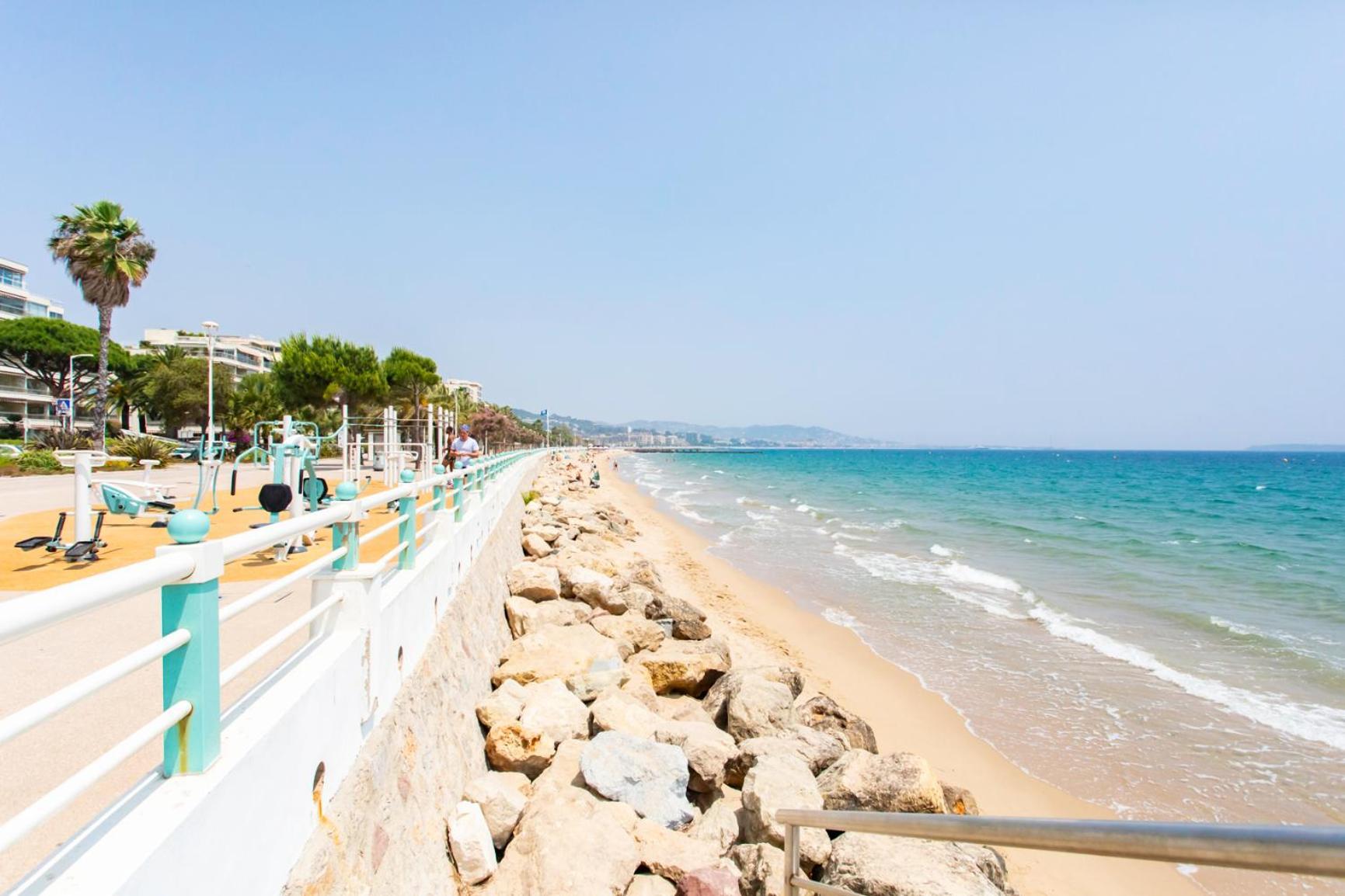 C4 - 1 Bdr Facing Sea & - Parking, Tennis & Wifi Cannes
